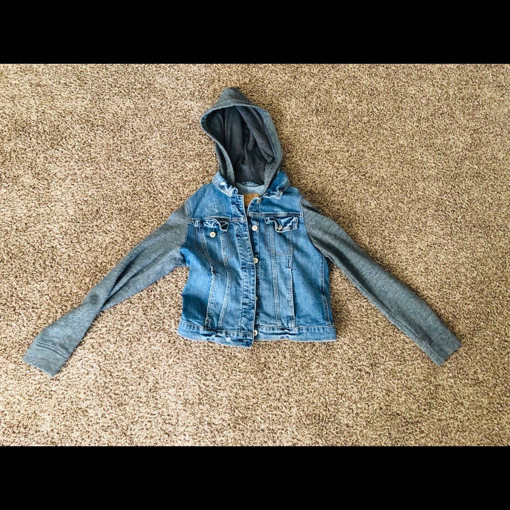 Hollister hooded jean jacket